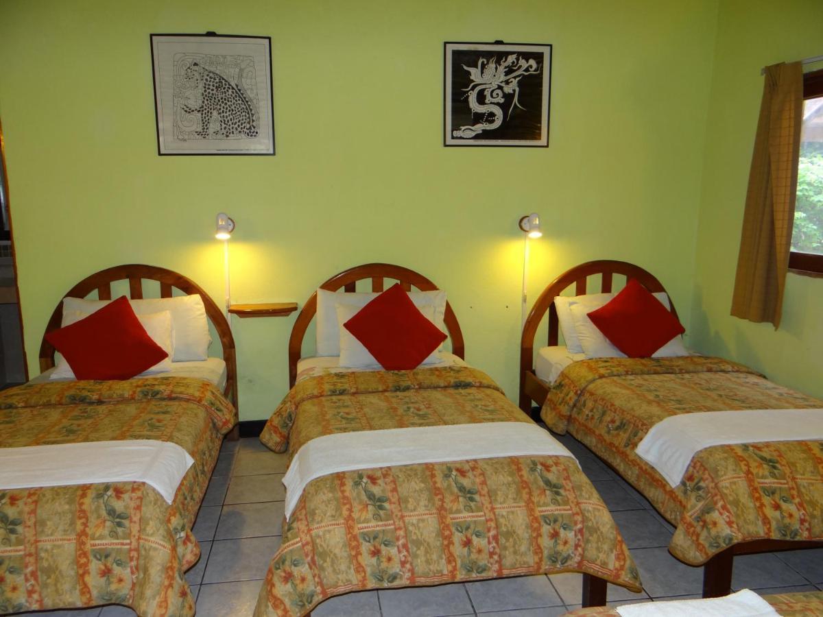 Hotel Jaguar Inn Tikal Exteriér fotografie