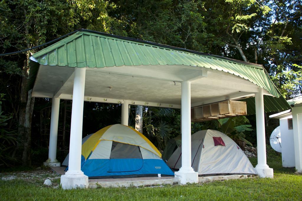 Hotel Jaguar Inn Tikal Exteriér fotografie